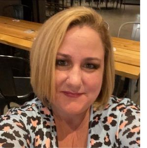 Meet your Posher, Leah